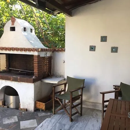 Iideal For Escapes/holidays For Winter And Summer Spilia (Central Greece)